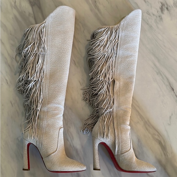 🤍AUTHENTIC CHRISTIAN LOUBOUTIN LIONNE 100 COSTA DESERT LUNE TALL FRINGE BOOTS🤍 - Picture 2 of 16